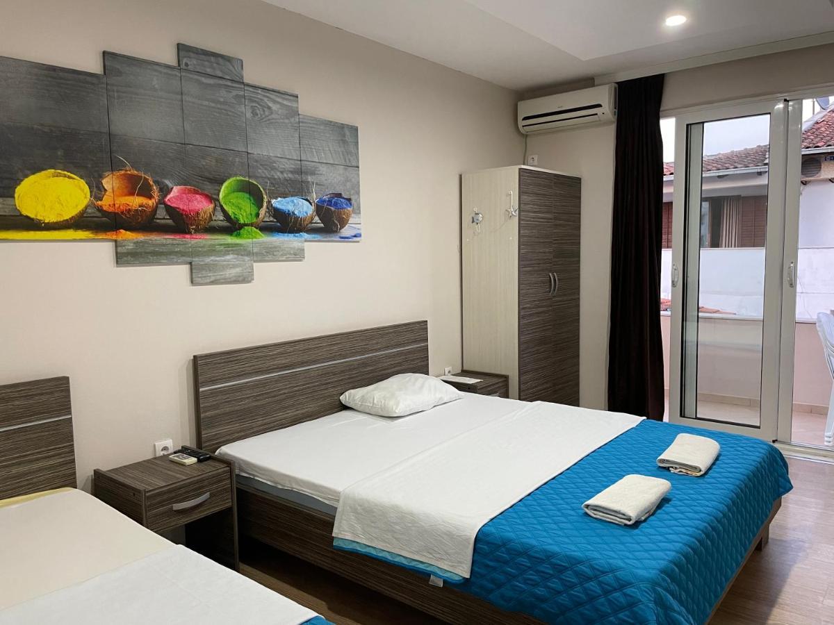 Apartments Lati Ulcinj Exterior photo